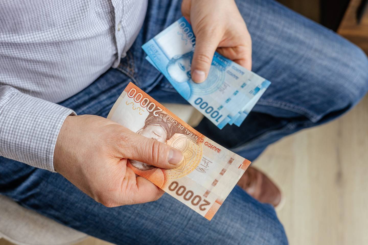 Bonos y beneficios para personas cesantes: estas son las ayudas disponibles en abril