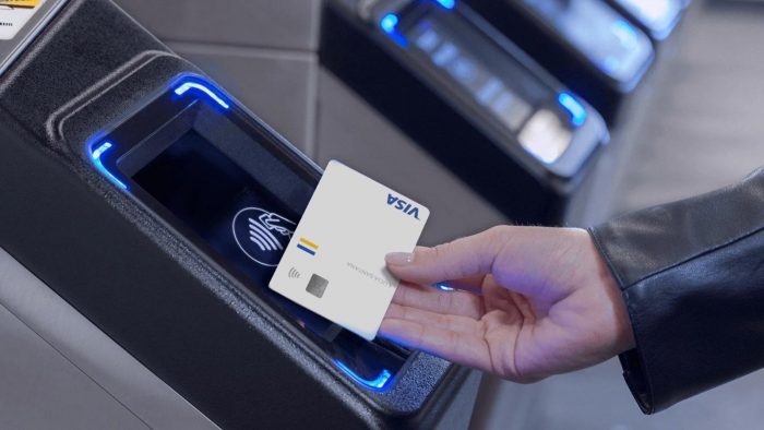 Metro de Santiago activa pago con tarjeta bancaria: cómo funciona y qué pasa con la Bip!