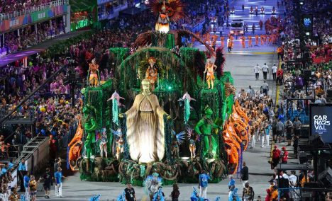 Río de Janeiro en modo Carnaval: samba, turismo y una fiesta para vivir también durante todo el año