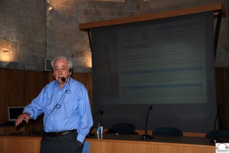 John Searle: cuando las palabras crean mundos… y también silencios