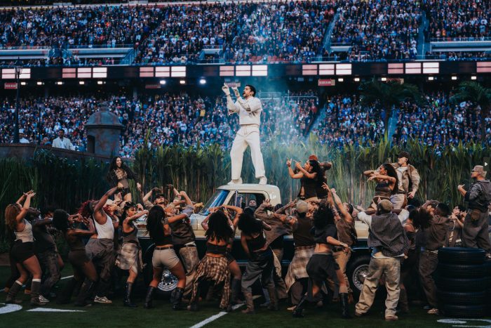 "¡Qué rico es ser latino!": Bad Bunny convierte el descanso del Super Bowl en una oda de orgullo