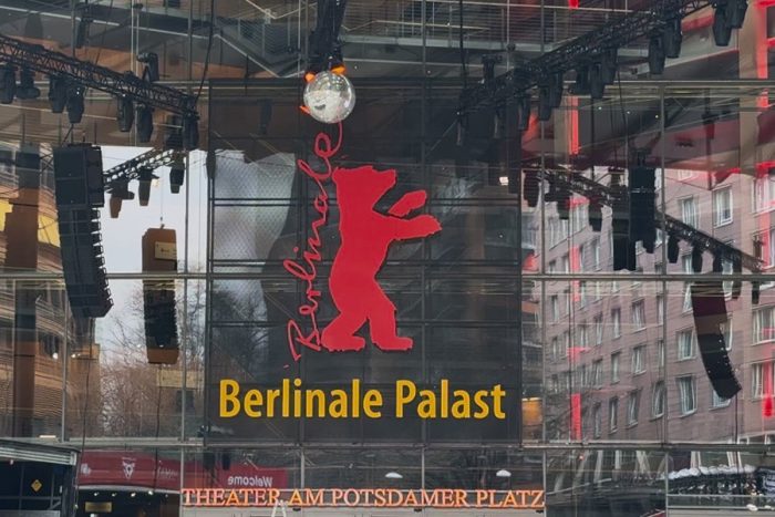 Berlinale extiende su alfombra roja para estrellas como Amy Adams, Tatum, Binoche y Hawke