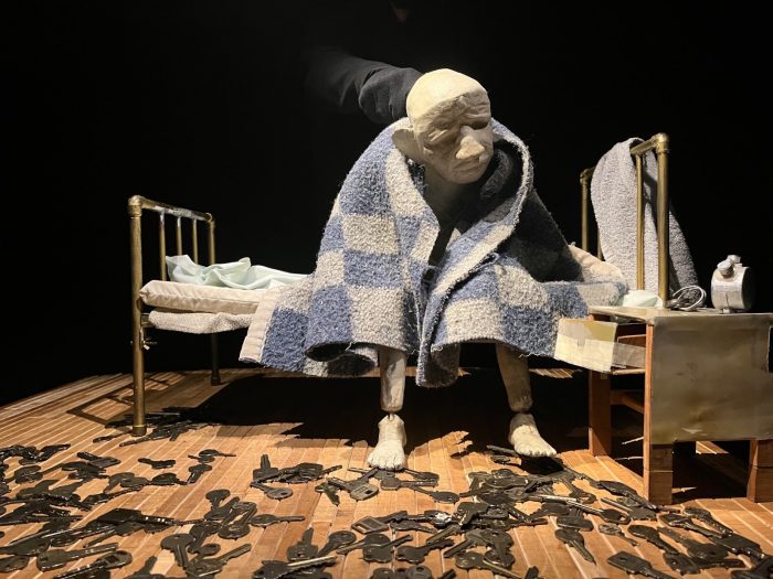 Compañía chilena Silencio Blanco estrena en Noruega su nueva obra “Cabeza de Elefante”