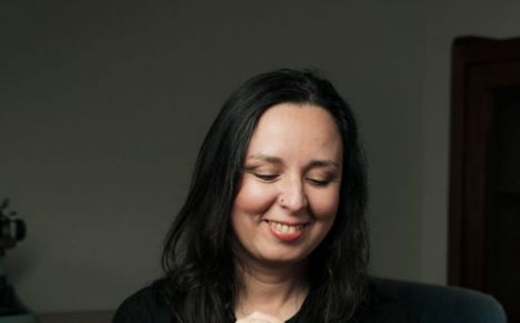 “Escuchando radio”: taller de escritura autobiográfica desde la relación personal con la música