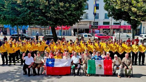 Brigadistas mexicanos vuelven a su país tras 20 días combatiendo los incendios forestales en el sur