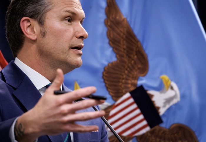 Secretario de Defensa de EEUU, Pete Hegseth adelanta acciones directas para atacar el narcotráfico