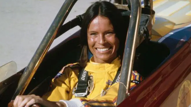 Kitty O’Neil, la “verdadera Mujer Maravilla” que desafió a la muerte y batió récords