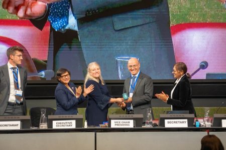 Tratado global contra el plástico entra en fase crítica con Chile al mando