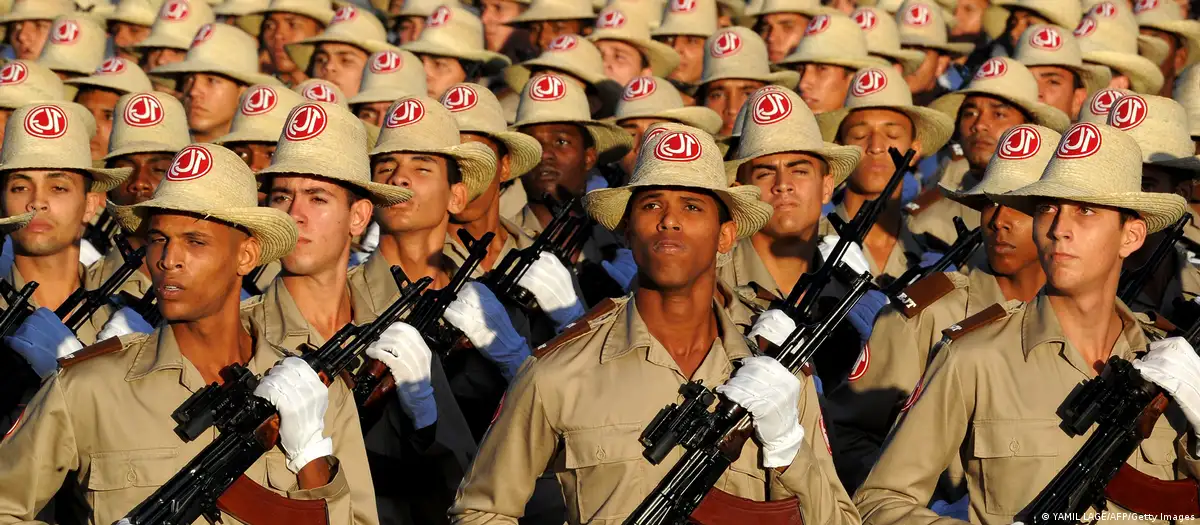 Cuba se prepara para posible “agresión militar” de EEUU