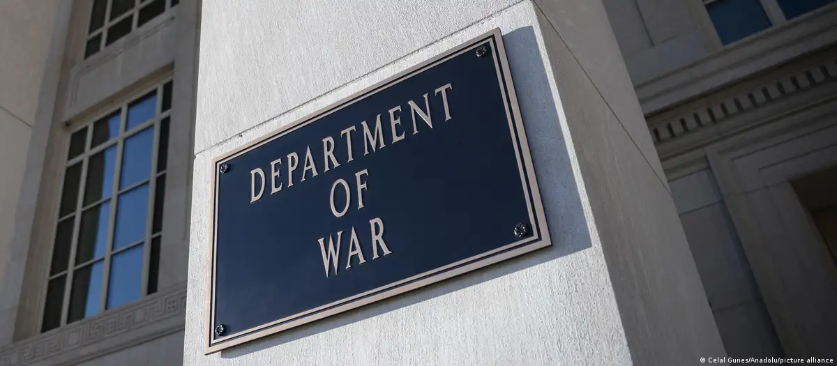 Pentágono endurece restricciones a la prensa en EEUU