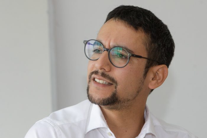 “Te vamos a matar”: alcalde de Peñalolén se querella por amenazas tras demolición de narcocasas