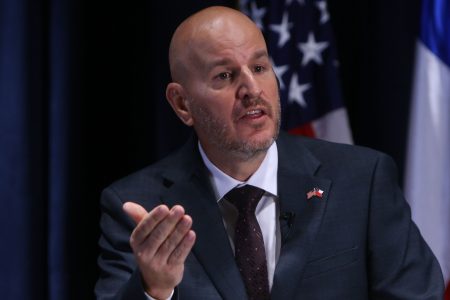 La advertencia que dejó Judd: soberanía sí, pero con consecuencias