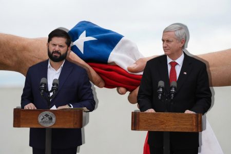 La "disposición absoluta" sigue: Boric presiona a Kast para retomar reuniones de coordinación