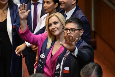 El asedio de la “Abuela”: Pamela Jiles y su estrategia para “obstaculizar” el Gobierno