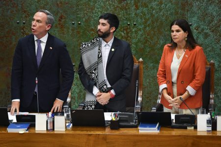 Indultos del Presidente Kast generan primera división en directiva de la Cámara de Diputados