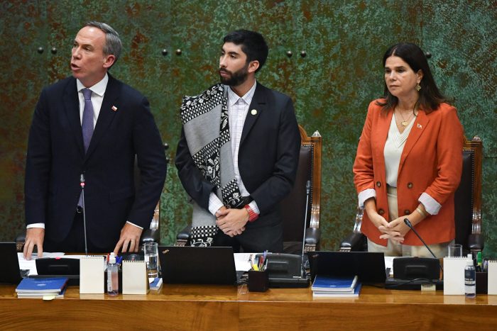 Indultos del Presidente Kast generan primera división en directiva de la Cámara de Diputados