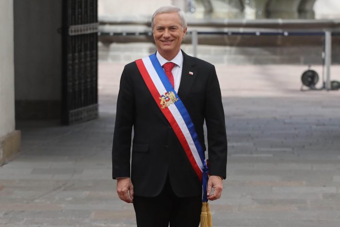 Presidente Kast en La Moneda: tiempos difíciles, pero no emergencia