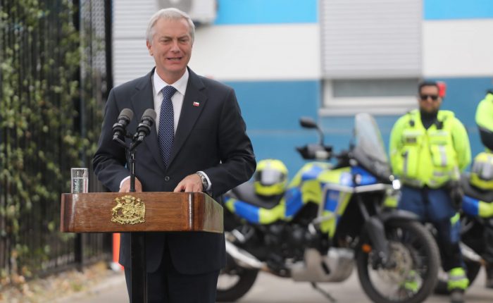 ¿Por qué la política se desacralizó? Los desafíos culturales del gobierno de Kast