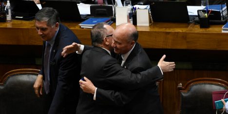 Gobierno celebró triunfo exprés en la Cámara con segundo día de filas en bencineras