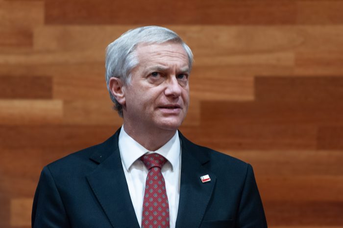 Pese a que no es prioridad, Presidente Kast insiste con los indultos: lo usará y después modificará