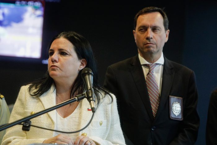 Contraloría exige informe urgente a Steinert y Cerna por caso PDI