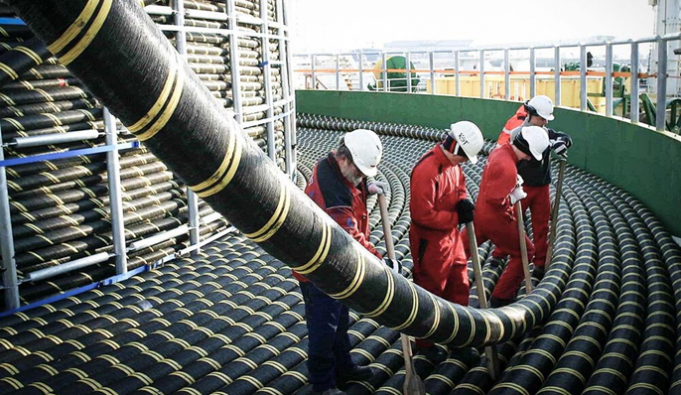Sobre cables submarinos y poder global
