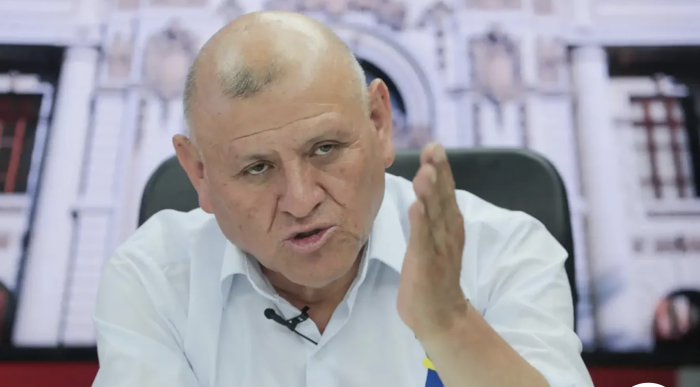 Candidato presidencial peruano, Napoleón Becerra, muere en accidente de tránsito