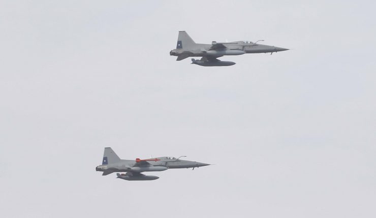 Despliegue de aeronaves de la FACH en Santiago: revisa comunas, horarios y dónde verlo