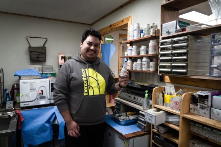 De la urgencia en Santiago a la Antártica: el médico chileno que trabaja en base coreana King Sejong