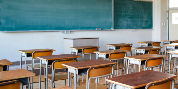 Ley anti-pantallas: prohibir no basta, educar es la clave