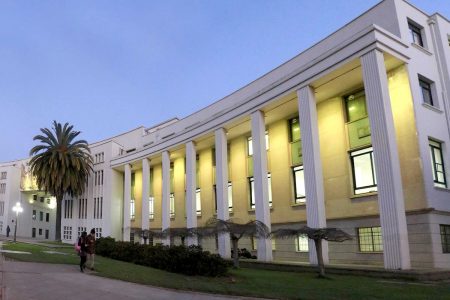 Casa de estudios con máxima acreditación obtiene 27 Becas ANID y se posiciona tercera a nivel país