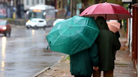 Fin de semana con lluvias: revisa las zonas donde volverán los sistemas frontales