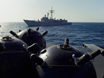 Irán anuncia despliegue de minas en el estrecho de Ormuz y aumenta tensión con Estados Unidos