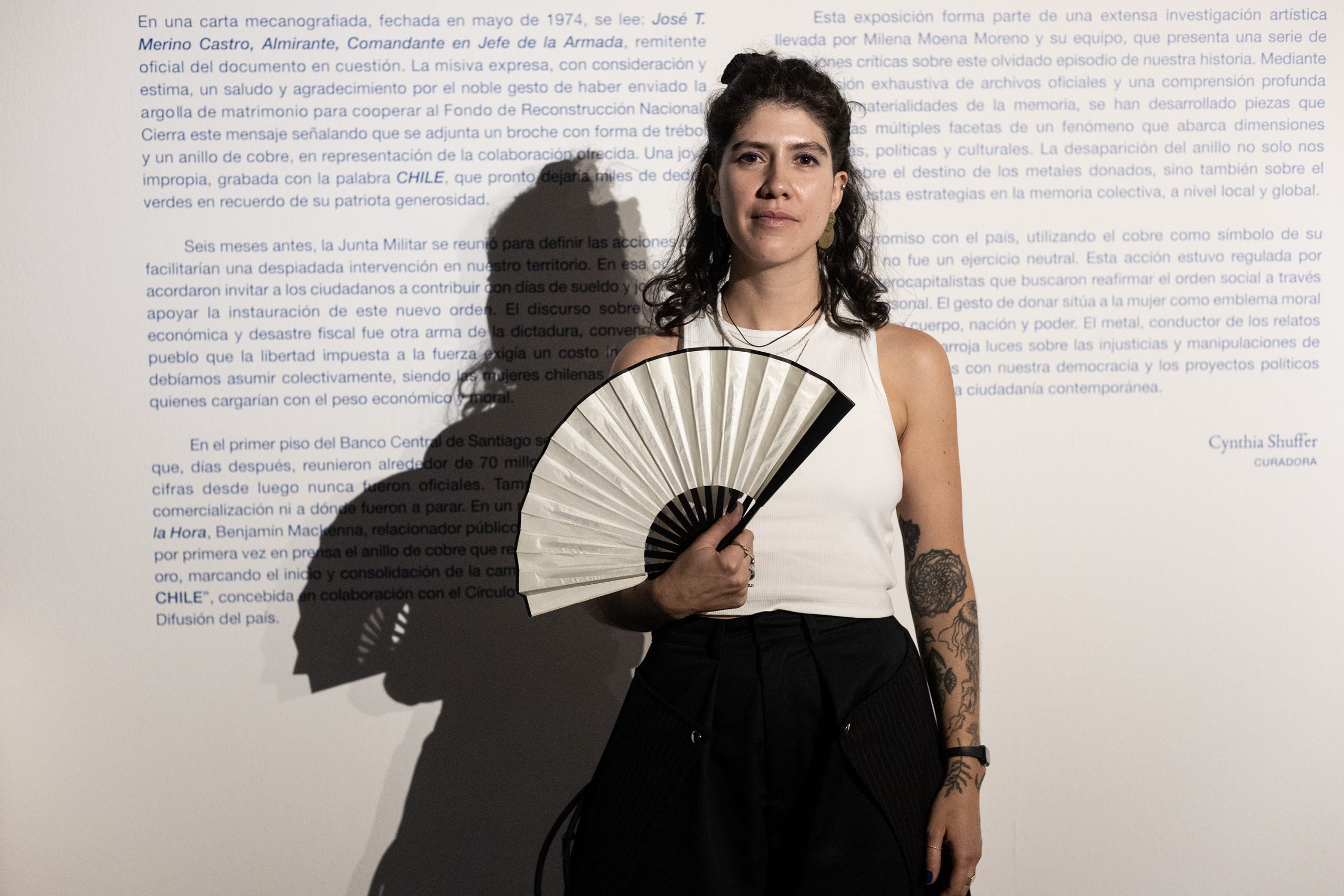 Artista y muestra sobre joyas desaparecidas del 73: “Es vital hacer frente al negacionismo”