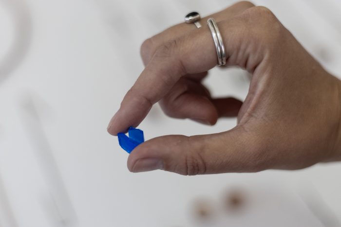 Inauguran exposición sobre "joyas para la reconstrucción de Chile" tras golpe de 1973