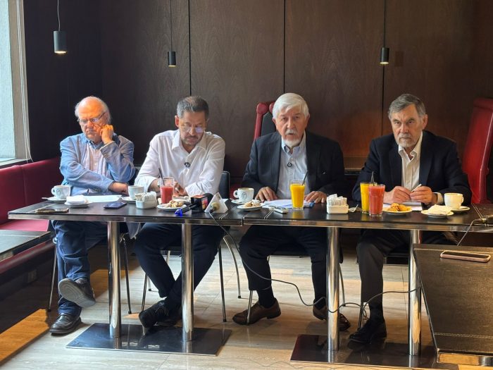 Osvaldo Rosales: “La economía chilena está muy lejos de cualquier señal de emergencia”