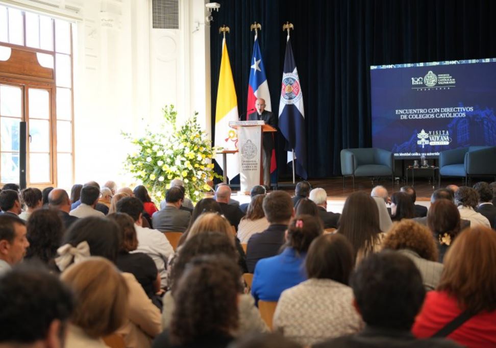 Cardenal José Tolentino de Mendonça durante visita a Chile: “Sin identidad no hay educación”