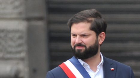 El último adiós de Boric: una despedida con sabor amargo