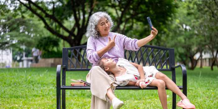 Personas mayores ganan terreno en redes sociales: el auge de los “granfluencers”