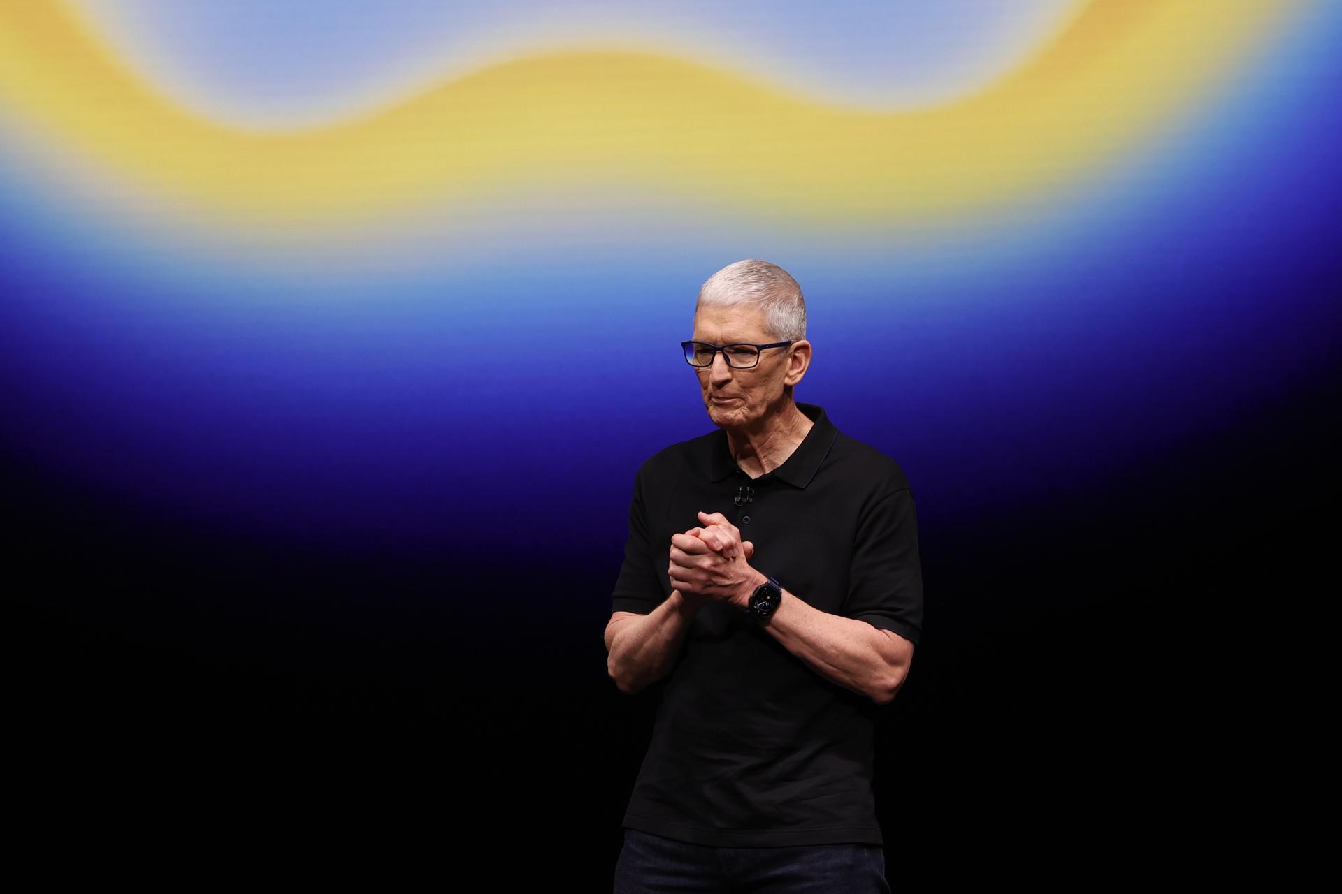 Tim Cook dejará de ser director ejecutivo de Apple el próximo septiembre