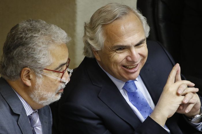 Fiscalía solicita acceso a todos los chats de Hermosilla en donde esté mencionado Andrés Chadwick