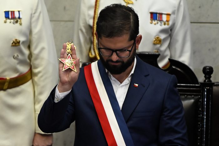 Boric solicita permiso al Congreso para iniciar primera gira internacional como expresidente