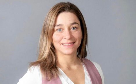 Agustina Davis Komlos