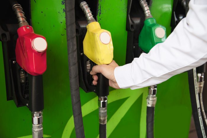 Alza de combustibles: cuando el mercado tensiona los límites de la protección al consumidor