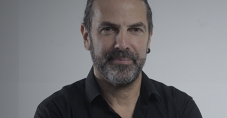 Físico y recortes a la ciencia en Chile: "Abandonará décadas de enorme progreso tecnológico"