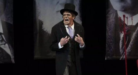 Hijo de Alejandro Jodorowsky presenta obra de teatro de su padre en México