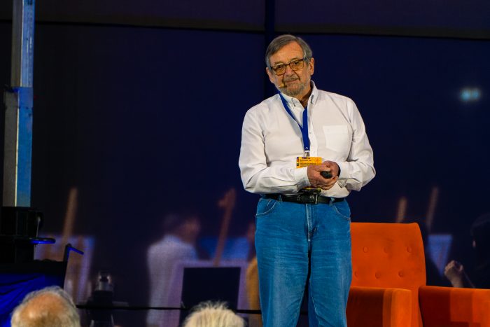 Ramón Latorre, biofísico en Puerto de Ideas: “El acto creativo es uno solo”