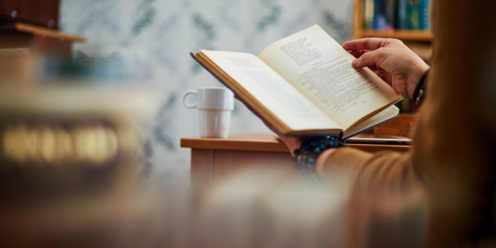 En la era del scroll infinito, el libro sigue ganando