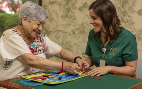 Envejecimiento saludable: claves para mejorar la calidad de vida y el bienestar de personas mayores