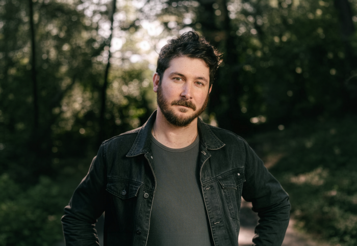 Nicolás Postiglione, director del thriller "Todos los males": "La gente está hambrienta del género"